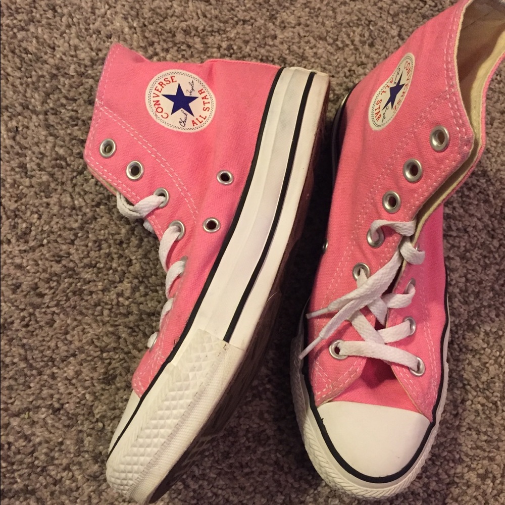 Pink Hightop Converse All Star